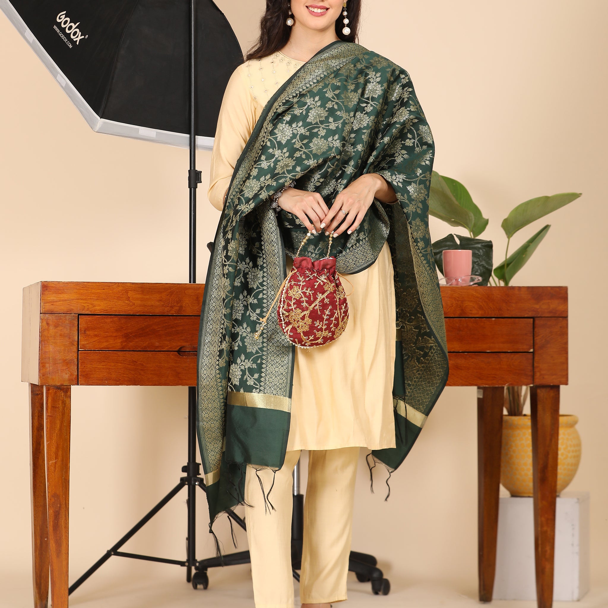 Office Wear Banarasi Dupatta Green