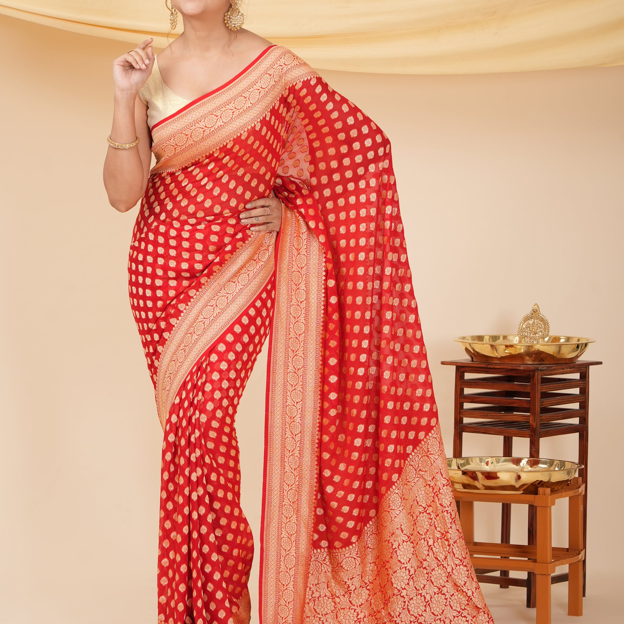 Pure Silk Red Handwoven Banarasi Saree Suitable for Wedding Wear